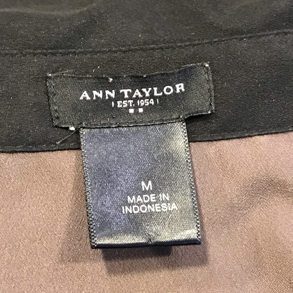 ANN TAYLOR GREY BLACK & WHITE COLOR BLOCK SHIRT - Picture 6 of 6